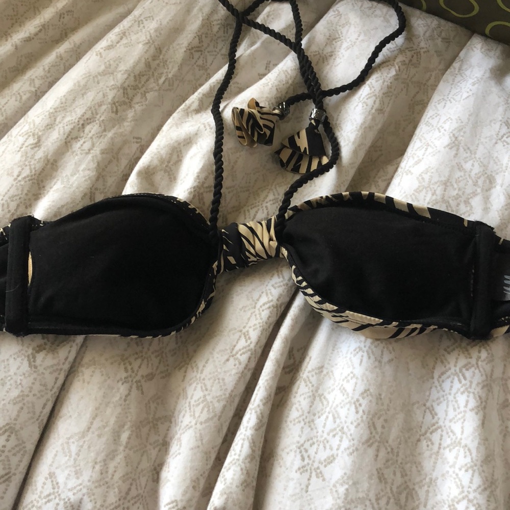 H&M Black and Tan swim suit! - Picture 5 of 5